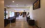 Lobi 3 Hotel President Cottage Resort