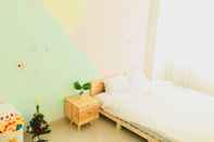 Kamar Tidur Homestay Trop Home - Hostel