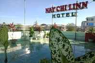 สระว่ายน้ำ Nay Chi Linn Hotel