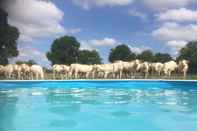 Swimming Pool Domaine  Le Petit Moulin
