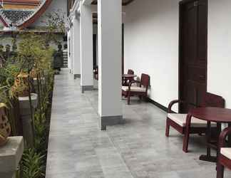 Lobi 2 Wisdom Mystery Hotel