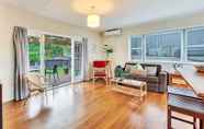 Ruang untuk Umum 5 Sunny Grey Lynn Holiday Home