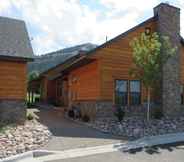 Exterior 3 Townhomes on the Green