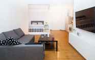 Common Space 6 Glyfada Square Modern And Cozy Apartment