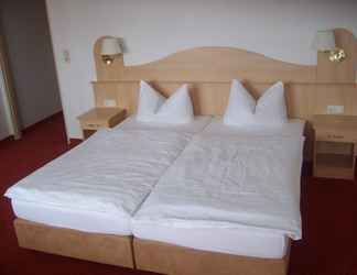 Kamar Tidur 2 Landhotel Hubertus