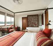 Bedroom 4 Flow by The Amber Collection - Luxury River Cruises in Sri Lanka