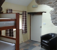 Bedroom 6 Blindwell Farm