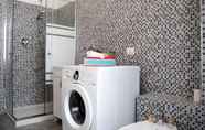 Toilet Kamar 5 Bnbook - Galbiati Flat