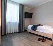 Bilik Tidur 7 Serways Hotel Waldmohr