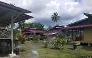 Exterior 7 Pondok Oma Surf Simeulue