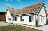 Exterior Mudbrick Cottages