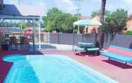 Swimming Pool 3 Fantasy Ocean Holiday House