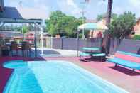 Swimming Pool Fantasy Ocean Holiday House