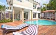 Swimming Pool 2 Villa Kota Bunga Puncak 4 Bedroom