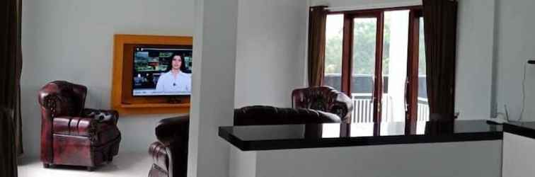 Lobby Villa Fahim 2 Puncak 4 Bedroom