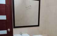 In-room Bathroom 5 Villa Fahim 2 Puncak 4 Bedroom