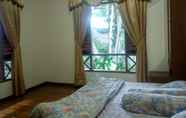 Bedroom 3 Villa Beverly Hills Puncak for 50 pax