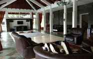 Lobby 7 Villa Danau 5 Bedroom for 50 pax