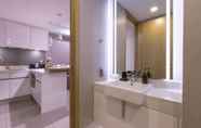 In-room Bathroom 6 Oceanstone Phuket by Holy Cow 204