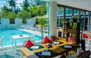 ร้านอาหาร 4 Oceanstone Phuket by Holy Cow 1-BR room