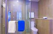 In-room Bathroom 7 Oceanstone Phuket by Holy Cow 1-BR room