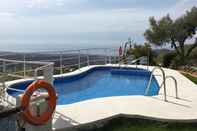 Swimming Pool Hotel Rural Los Caracoles