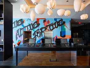 Sảnh chờ 4 citizenM Boston North Station