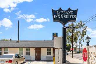 Exterior 4 Le Blanc Inn & Suites