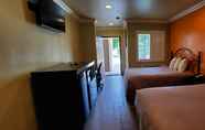 ห้องนอน 6 Le Blanc Inn & Suites