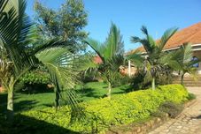 พื้นที่สาธารณะ 786 Riverside Acres