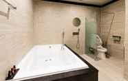 Toilet Kamar 5 Air Sky Hotel