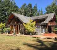 Exterior 5 Redwood Log Cabin