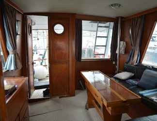 Sảnh chờ 2 Yacht Germinal Honfleur