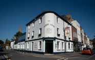 Exterior 2 The Albert Arms