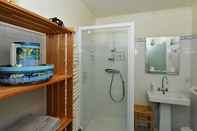 In-room Bathroom Chambre d'hotes Lou Caussinhol