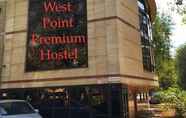 Exterior 3 West Point Premium Hostel