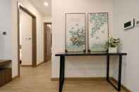 Lobby Bayhomes Metropolis Serviced Apartment