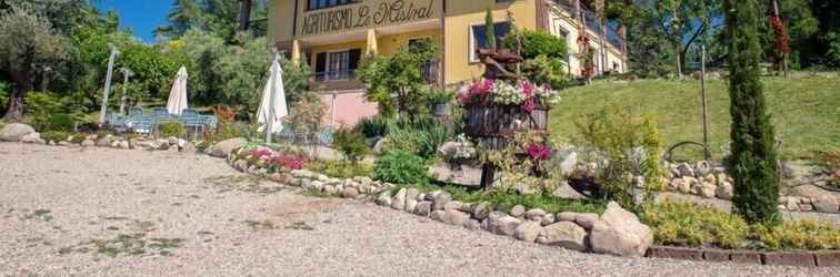 Bangunan Agriturismo Le Mistral