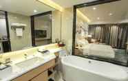 Phòng tắm bên trong 6 Faithland Atin Hotel Apartment