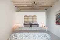 Bedroom Villa Sandstone