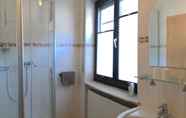 Toilet Kamar 2 Landgasthaus zur Krone