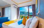 Kamar Tidur 6 The Aristo Beach Front 713 by Holy Cow