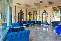 Lobby The Aristo Beach by Holy Cow 510 Sea View