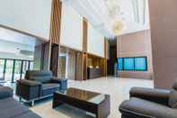 Lobby The Aristo Resort by Holy Cow 519