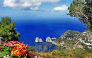 Nearby View and Attractions 4 Capri Dream