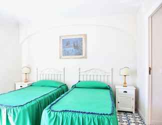 Kamar Tidur 2 Villa Capri Marina