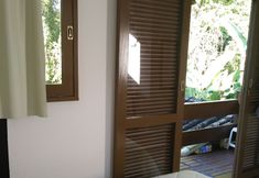 Kamar Tidur 4 Nalu Guest House