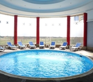 Swimming Pool 7 Marsellia Bluebay Sokhna Chalet