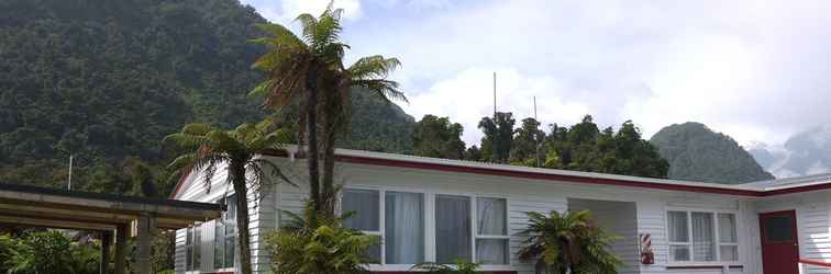 Bangunan Central Franz Josef Cabins and Flats