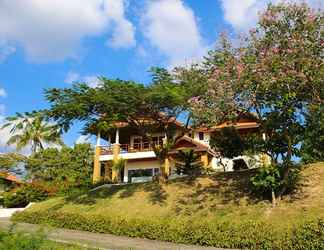 Bangunan 2 Seaview Pool Villa 4BR - VILLA ISSARA